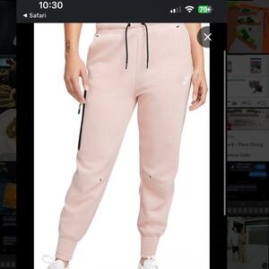 Nike tech fleece lounge pants